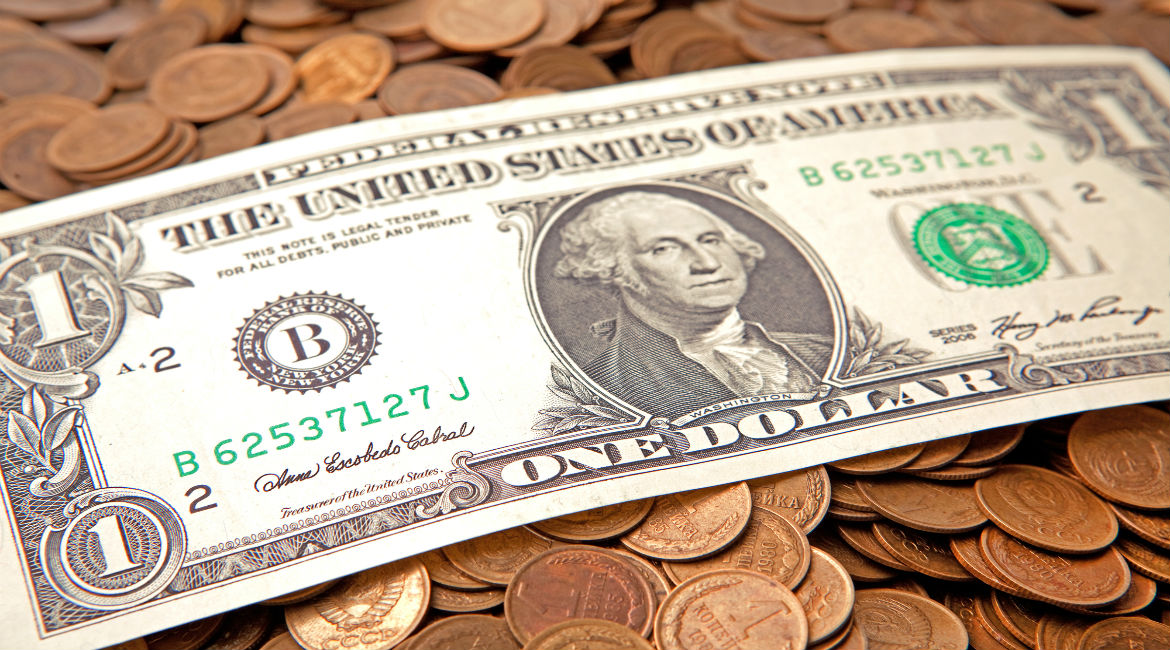 Why Has the US Dollar Been Consistently Falling Throughout 2017?