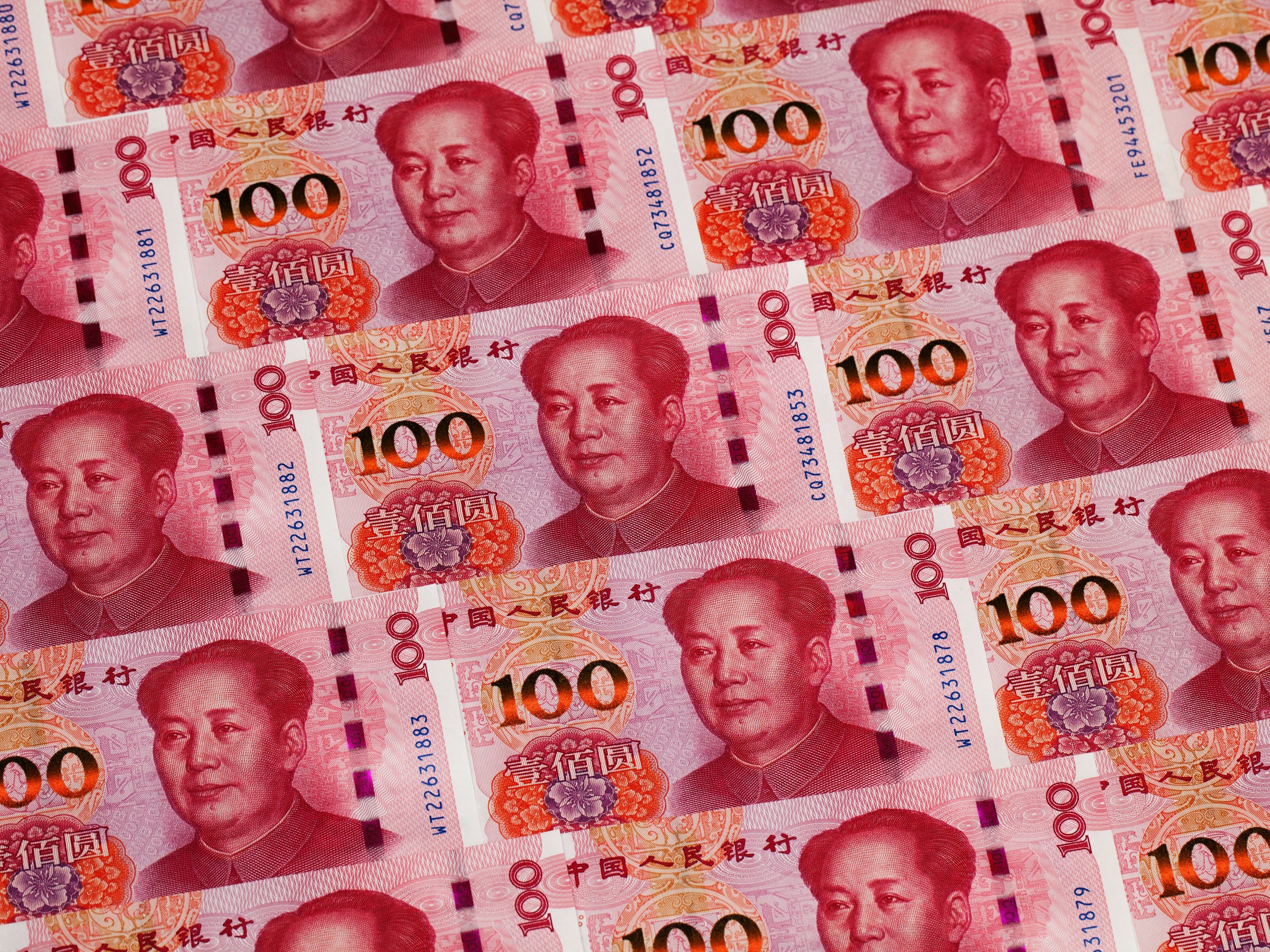 Đồng Nhân dân tệ có đôi nét giống với đội tuyển Anh tại Euro!