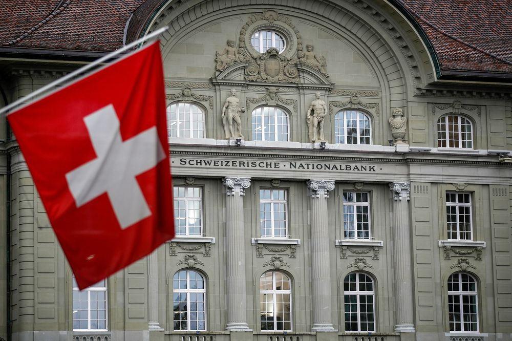 Credit Suisse on Swiss National Bank FX intervention - more risk in EUR/CHF