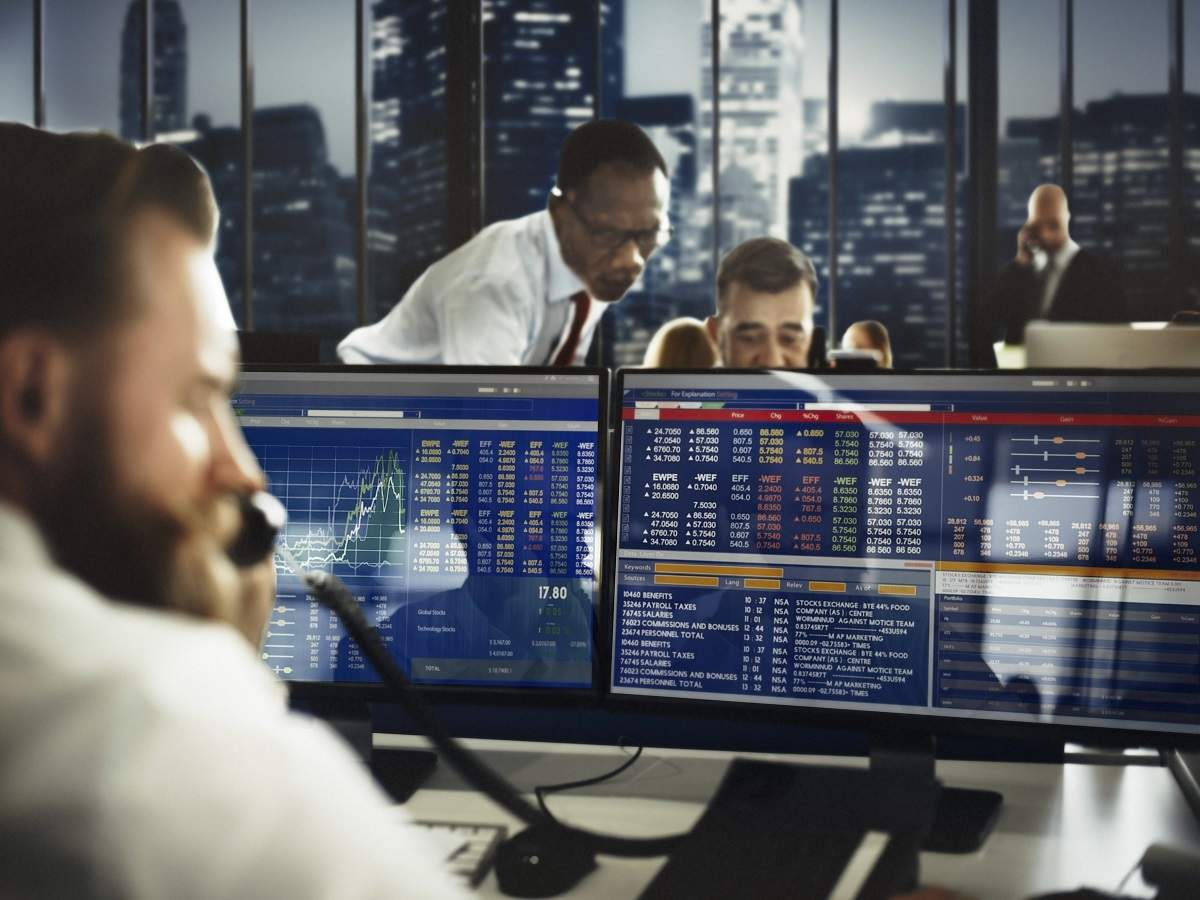 European shares: Banks shine as European stock market rally resumes - The Economic Times