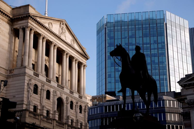 BoE says 'stablecoin' payments need same rules as banks By Reuters