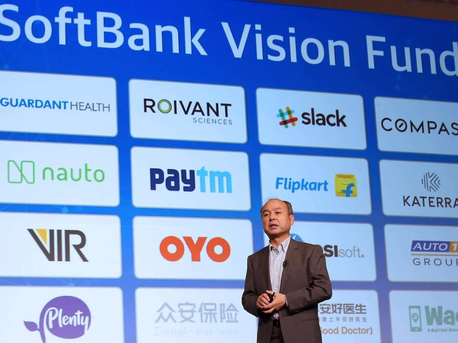 Tỷ phú Masayoshi Son lập 2 quỹ đầu tư Vision Fund và Vision Fund 2, huy động hàng trăm tỷ USD - Ảnh: Getty Images