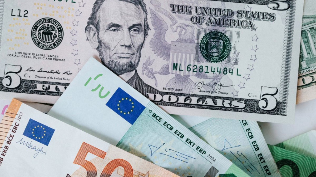Phân Tích Tỷ Giá EUR/USD Vào Ngày 19/10: Cơ Hội Bán? - Investo