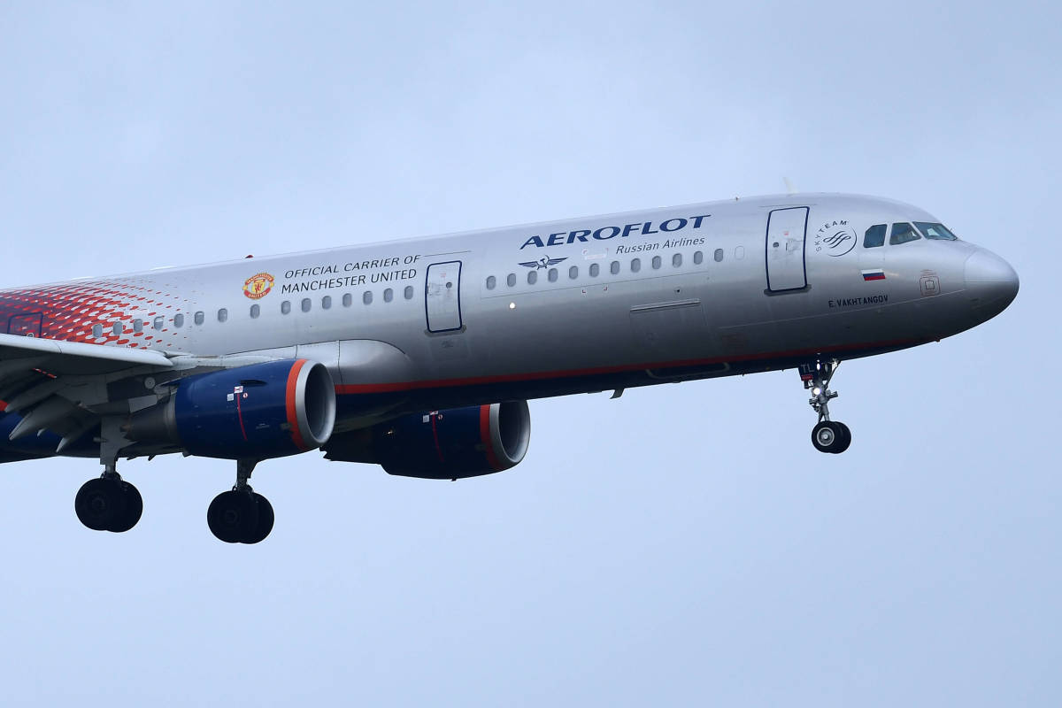 Manchester United Preparing to End Sponsorship Deal With Russian Airline Aeroflot as Russia Attacks Ukraine - Sports Illustrated Manchester United News, Analysis and More