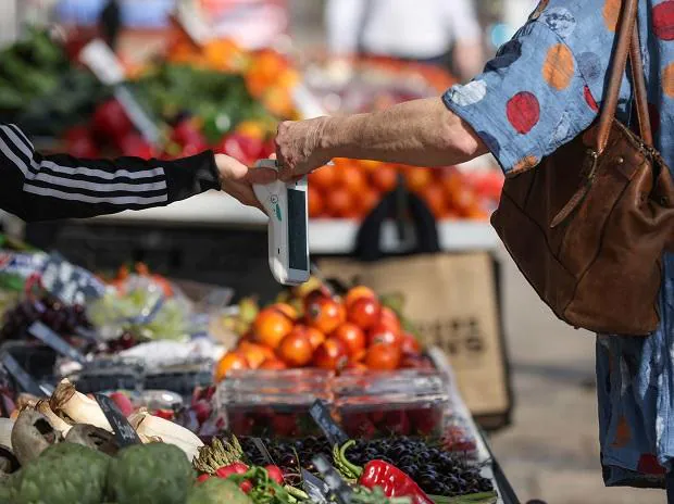 UK consumer price inflation rises at fastest clip in 30 years | Business Standard News