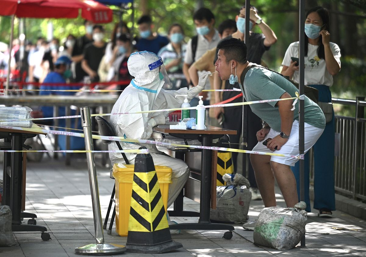 China Covid Cases Jump; Officials Say Still 'Severe' in Shanghai - Bloomberg