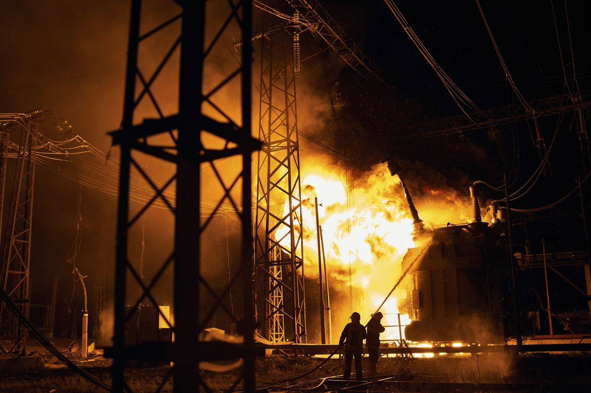 Russia Strikes Ukraine Power Plants, Causing Blackouts Across Northeast Areas - Bloomberg