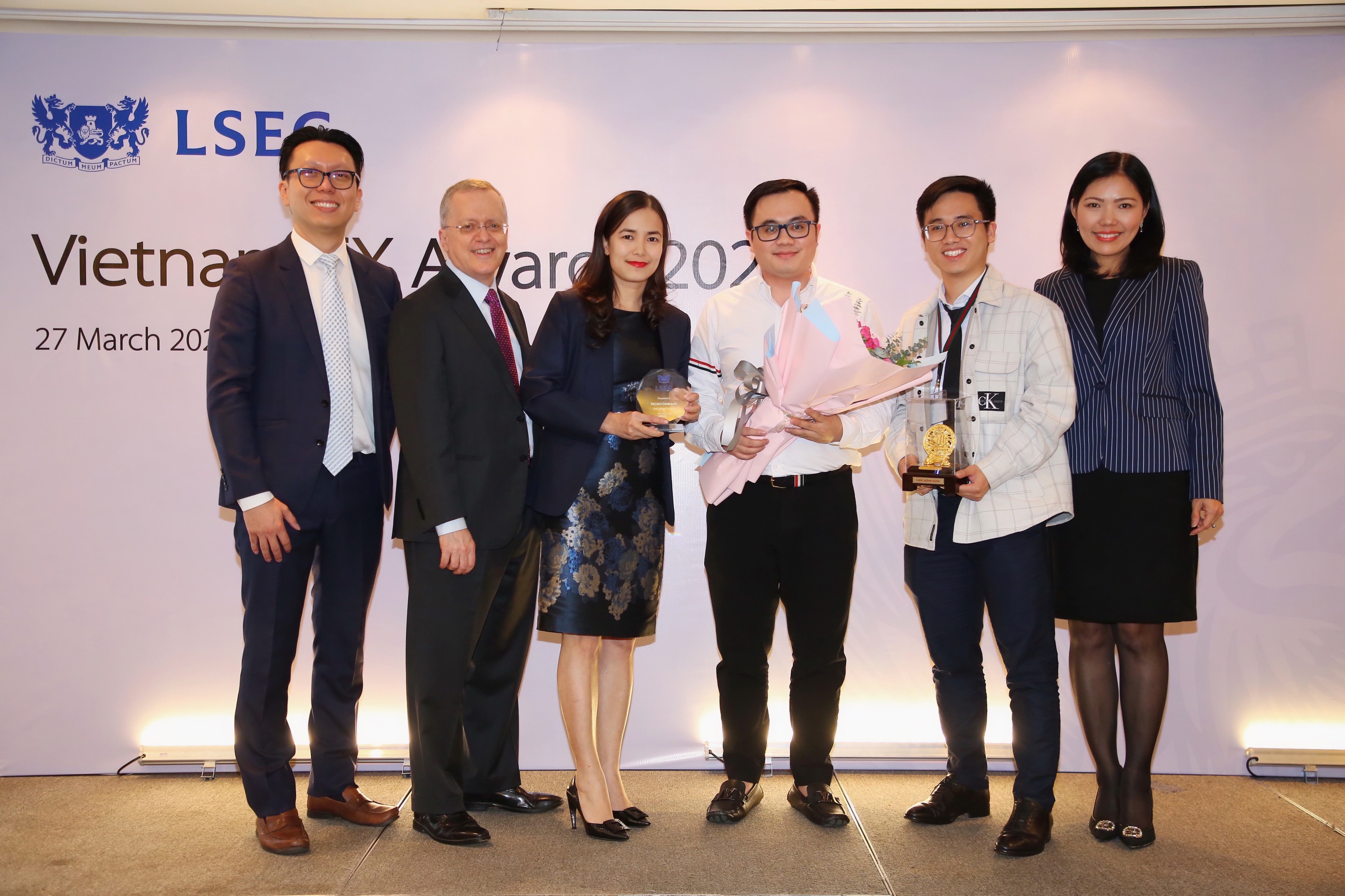 Techcombank nhận giải ‘Nhà tạo lập thị trường ngoại hối xuất sắc nhất Việt Nam’