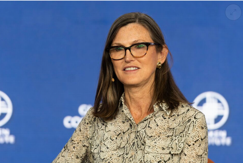Cathie Wood: SEC sẽ cấp phép nhiều quỹ ETF Bitcoin cùng lúc
