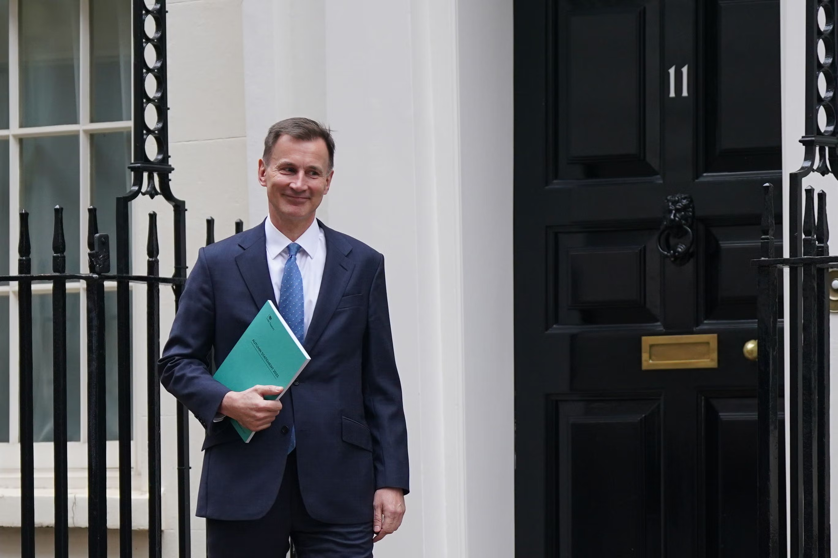 Live: Chancellor Jeremy Hunt pledges tax-cutting autumn statement | The  Independent