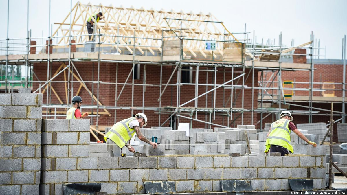 Germany: New housing construction set to strongly decline – DW – 07/19/2023