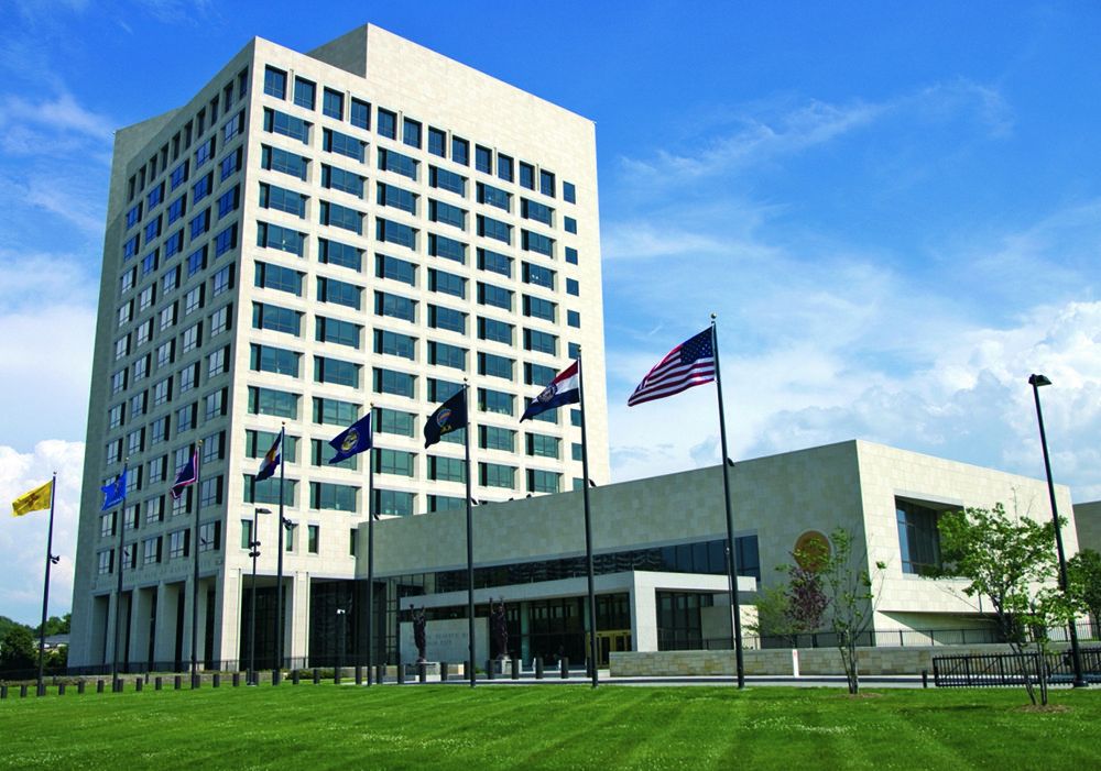 www.kansascityfed.org/images/KansasCityBuildingWit...