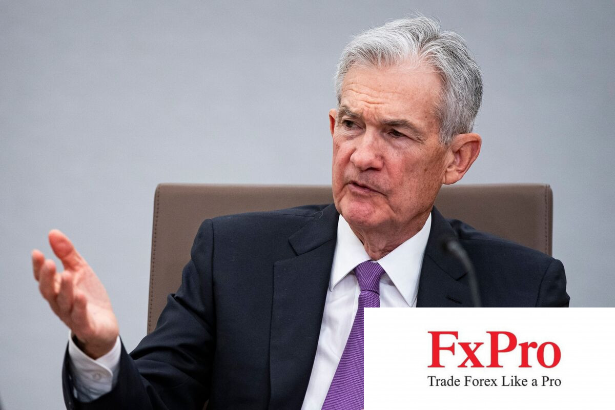Powell cho biết Fed cần thời gian để đánh giá dữ liệu trước khi quyết định cắt giảm lãi suất