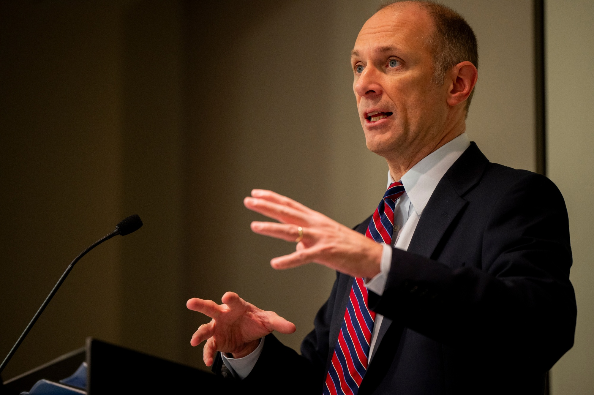 Fed's Goolsbee Says More Good Inflation Data Needed Before Starting Rate  Cuts - Bloomberg