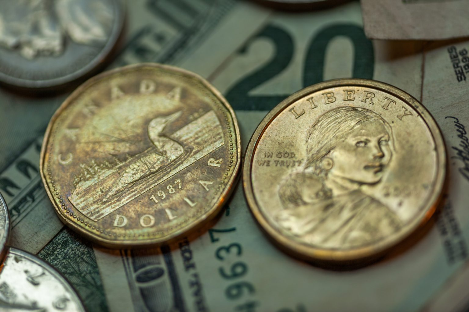 Bàn luận thêm về USD/CAD trước giờ công bố dữ liệu CPI tháng 6 của Mỹ