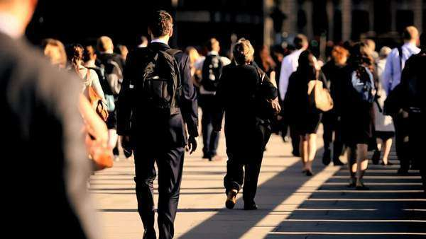 Millions Of Commuters 'walk A Marathon Every Fortnight Getting To Work' London Evening Standard Evening Standard | mail.ophirah.nl