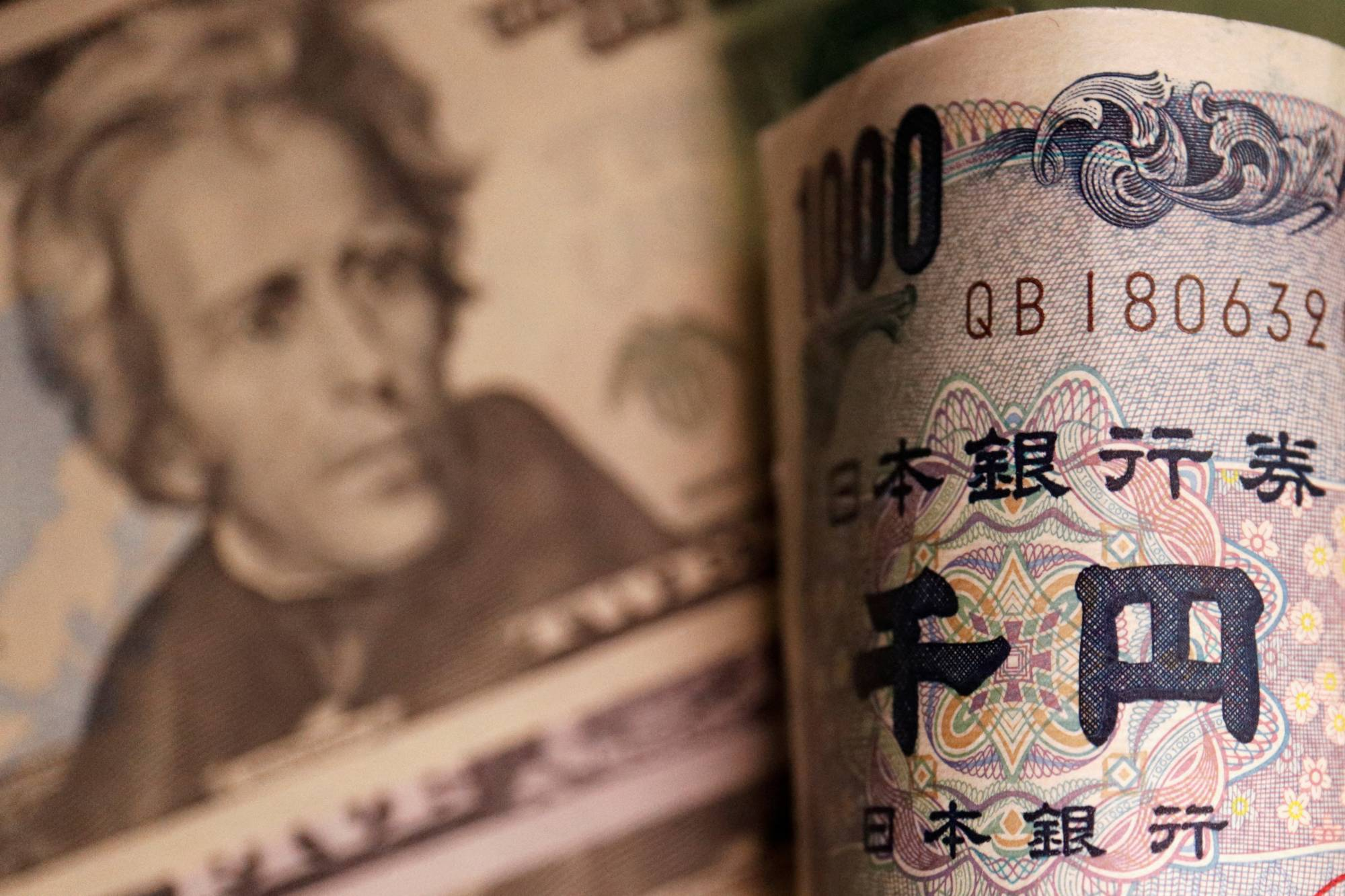 Góc nhìn kỹ thuật USD/JPY qua những đám mây diệu kỳ: Xu hướng giảm tiếp diễn đang manh nha