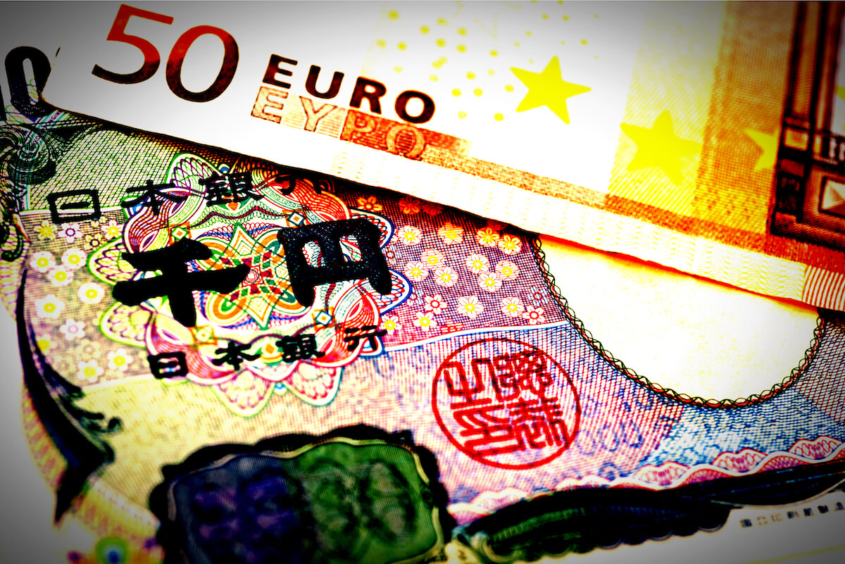 Giới trader trên thị trường FX truyền tai nhau câu đùa: "Muốn đi nhanh hãy đi một mình, muốn 'đi bụi' hãy nhìn EUR/JPY!"