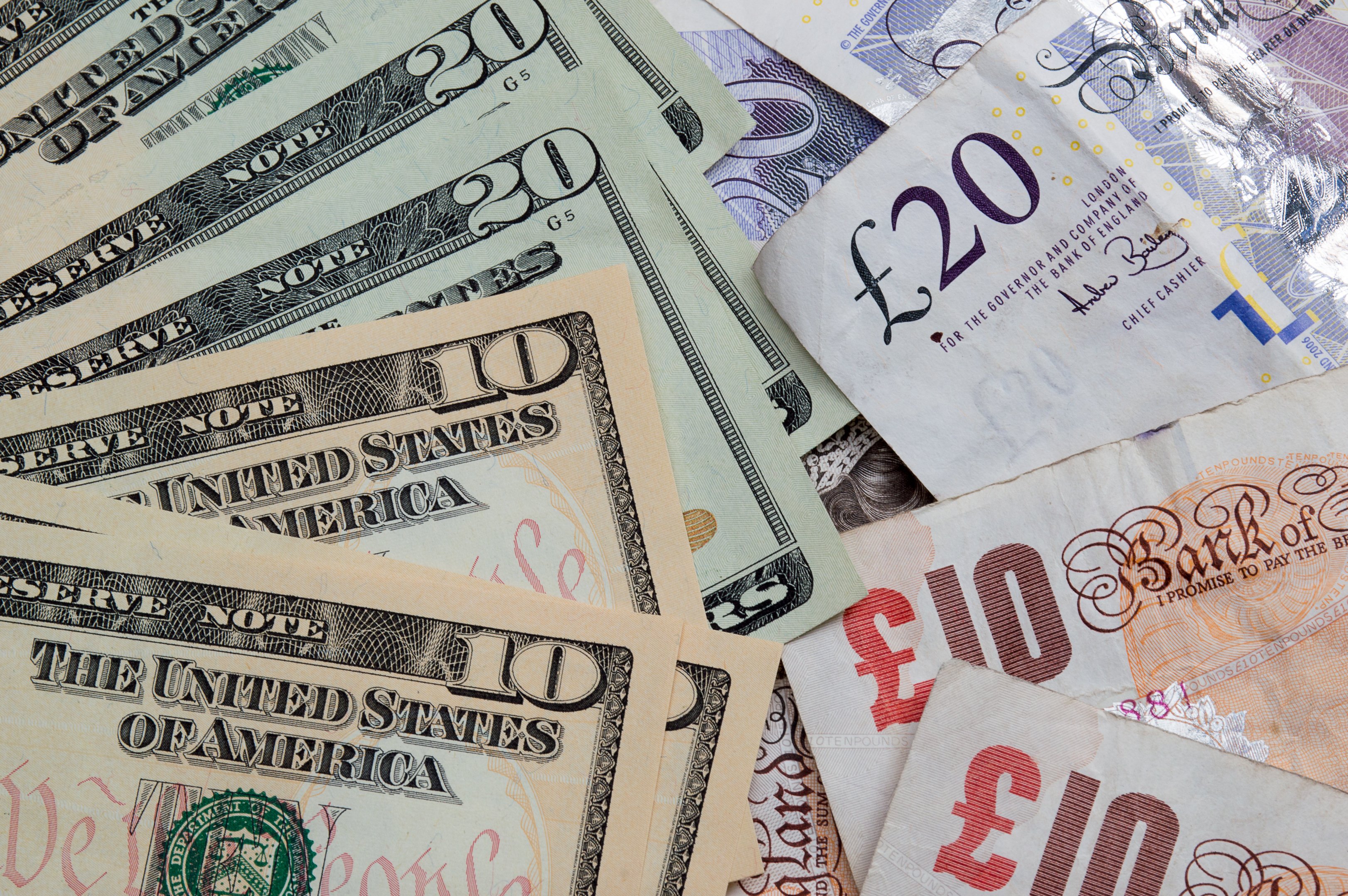 Nhận định tuần GBP/USD: Phe bán tìm cách duy trì quyền kiểm soát