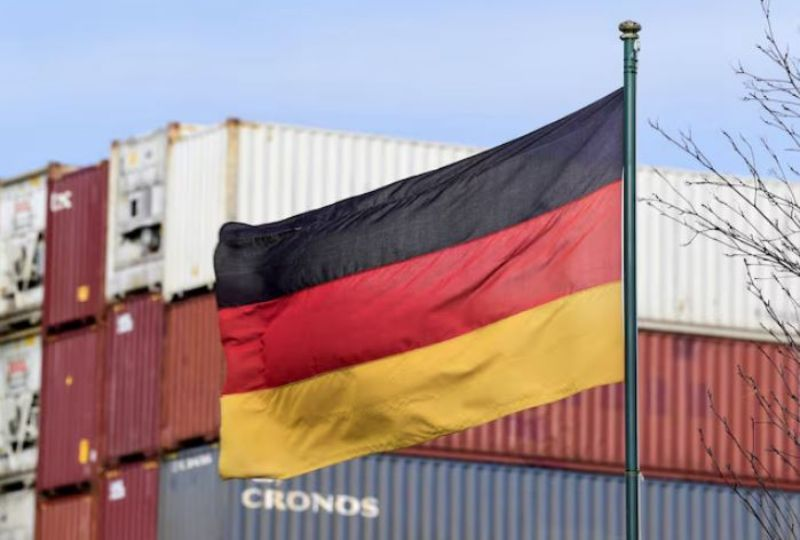 Gulf Daily News GDNOnline on LinkedIn: German exporters sold more goods to  Poland than to China in the first half…