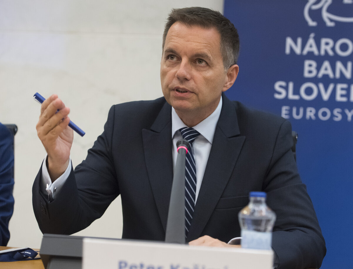 Kažimír: Slovak economy is in free fall - spectator.sme.sk