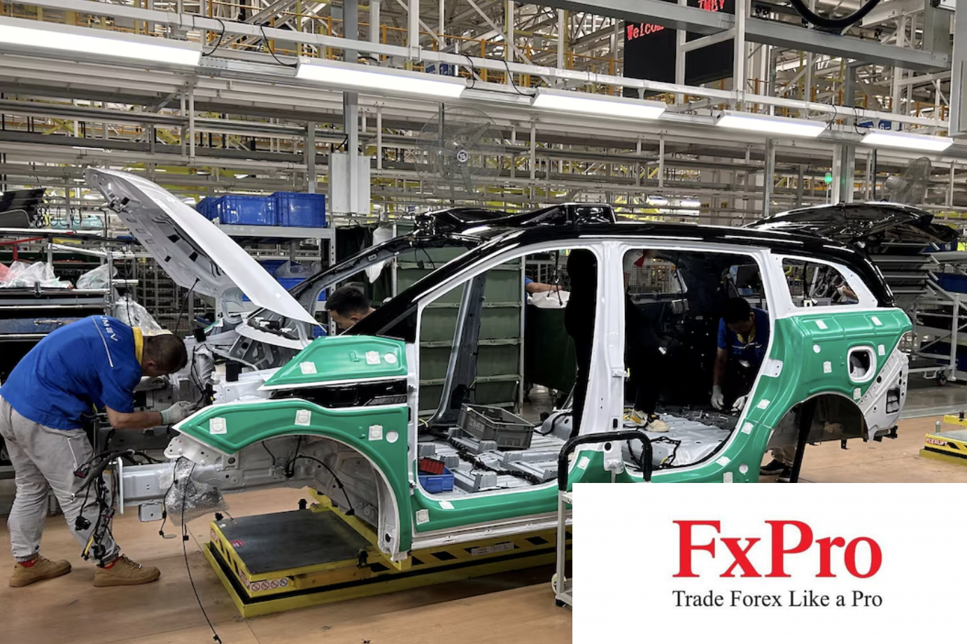 PMI dưới ngưỡng 51 điểm, ngành sản xuất Trung Quốc suy giảm nhẹ trong những tháng cuối năm