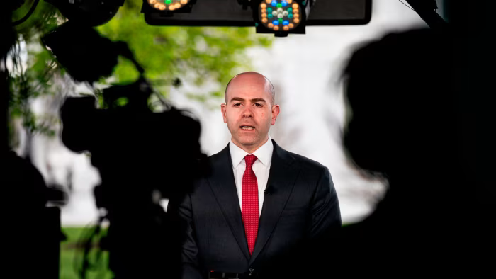 Donald Trump đề cử Stephen Miran vào Hội đồng Thống đốc của Fed