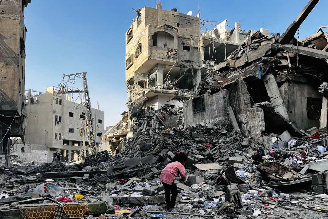 Israeli strike in north Gaza kills at least 60; Knesset bans UNRWA : NPR