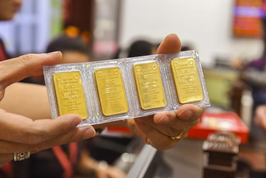 Kỳ vọng Fed cắt giảm lãi suất và sự yếu đi của đồng USD đẩy giá kim loại quý tăng cao