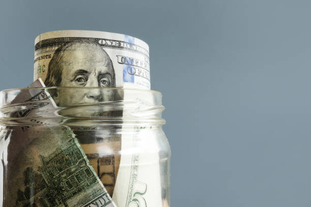 MUFG - Daily FX: USD bị bán tháo cùng cổ phiếu ngân hàng khu vực Mỹ