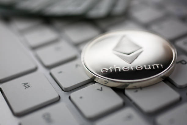 Ethereum phục hồi mạnh nhưng đối mặt kháng cự lớn