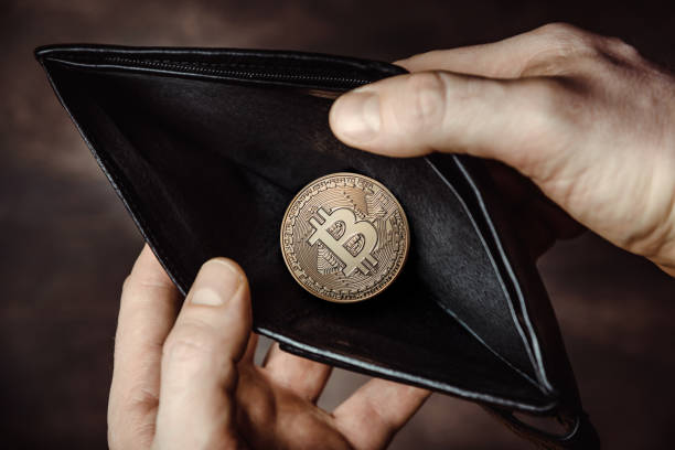 Giá Bitcoin giảm xuống dưới 90,000 USD