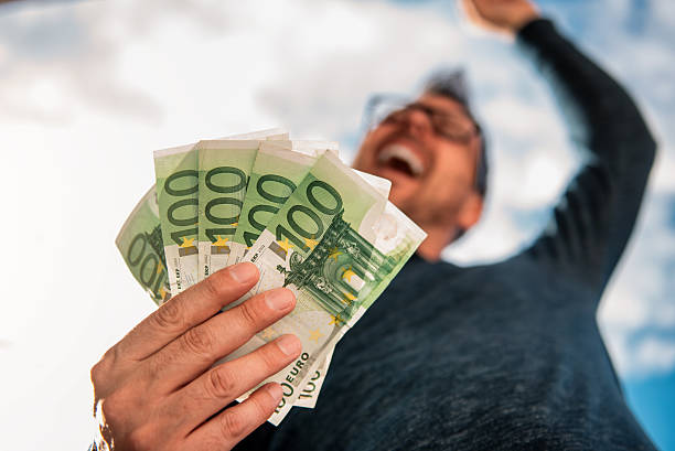 Chiến lược scalping EUR/USD trong khung ngày khi động lực giảm giá tiếp tục