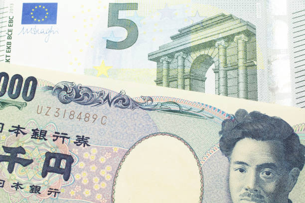 Nhận định USD/JPY, EUR/USD: USD chững lại khi phản đối chính sách gia tăng