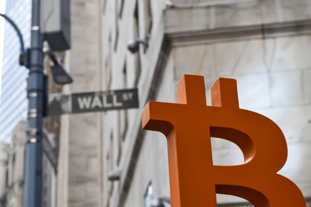 Bitcoin duy trì sắc đỏ khi nỗ lực phục hồi mất dần động lực