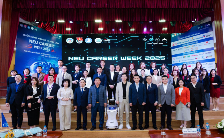 Khởi động NEU Career Week 2026: Kiến tạo cơ hội - Dẫn lối tương lai