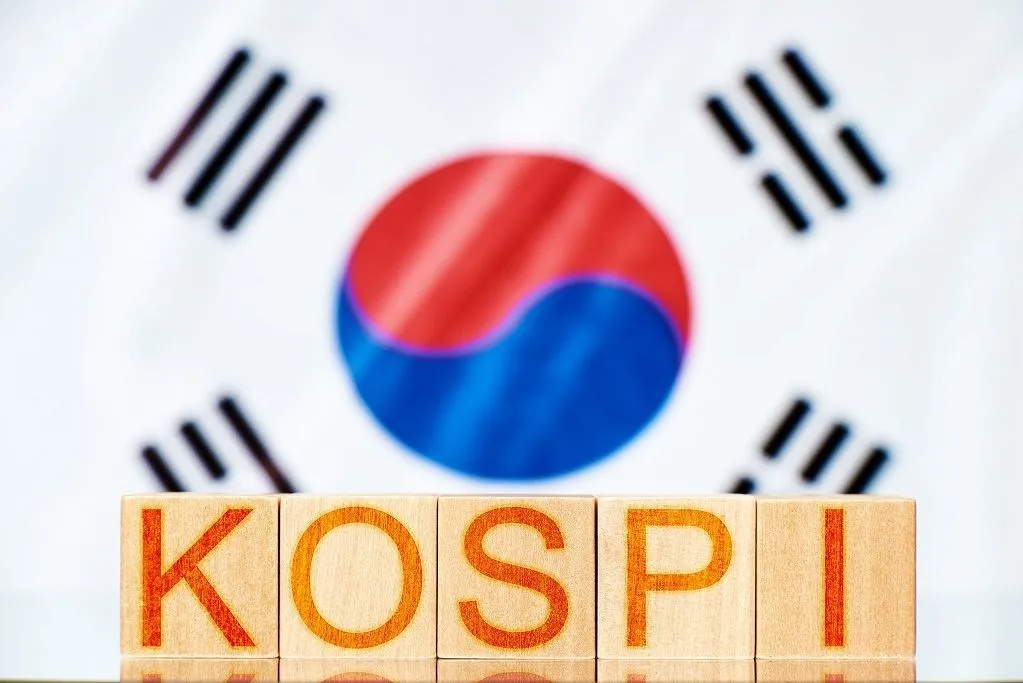 Chỉ số KOSPI của Hàn Quốc lao dốc hơn 7%, cảnh báo thị trường giá lên có  thể đang tiến gần đến hồi kết