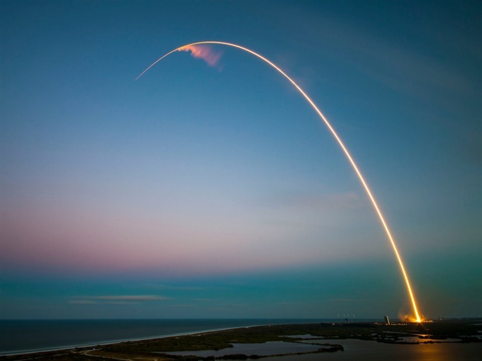 SpaceX mở cửa ở mức 150 USD/cổ phiếu