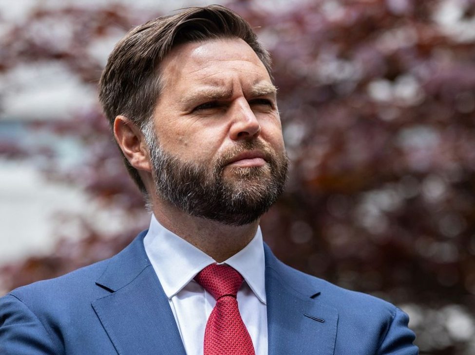 J.D. Vance ngừng bắn Iran