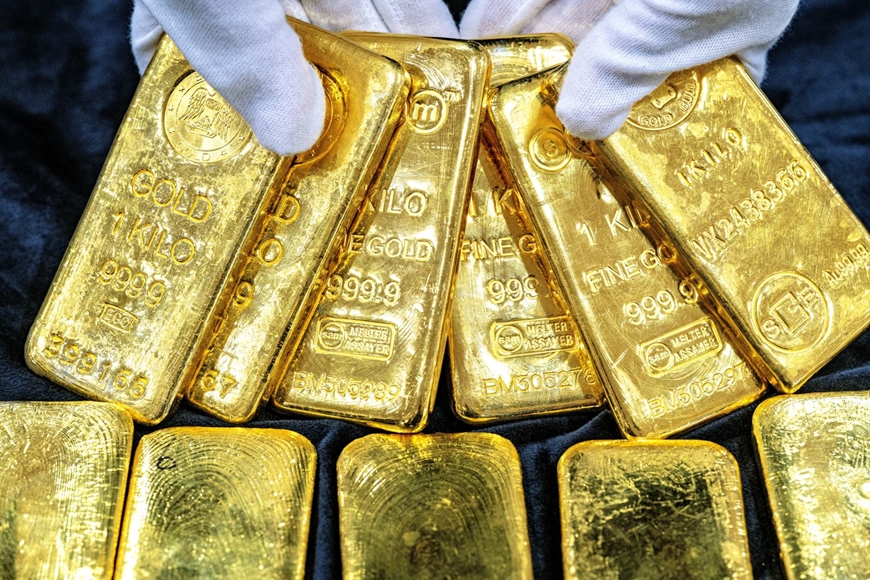 Vàng giảm giá khi các cuộc tấn công Mỹ-Iran làm sống lại nguy cơ lạm phát và tăng lãi suất
